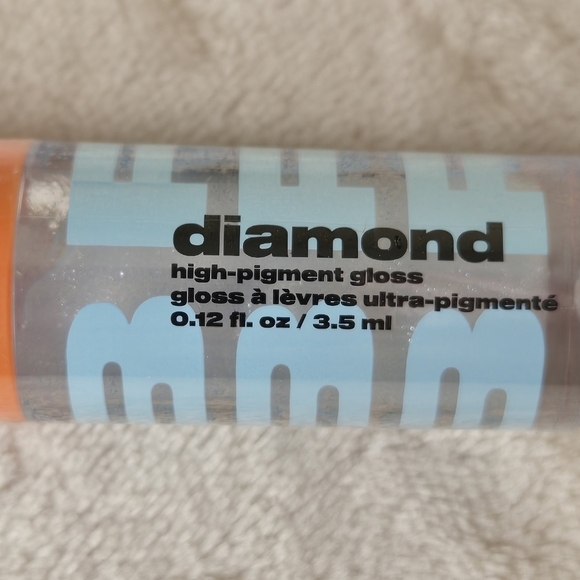 Beauty for Certain High-Pigment Gloss in Diamond - Picture 5 of 6